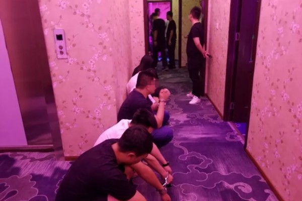 华庄茶包厢，尽享养生休闲时光